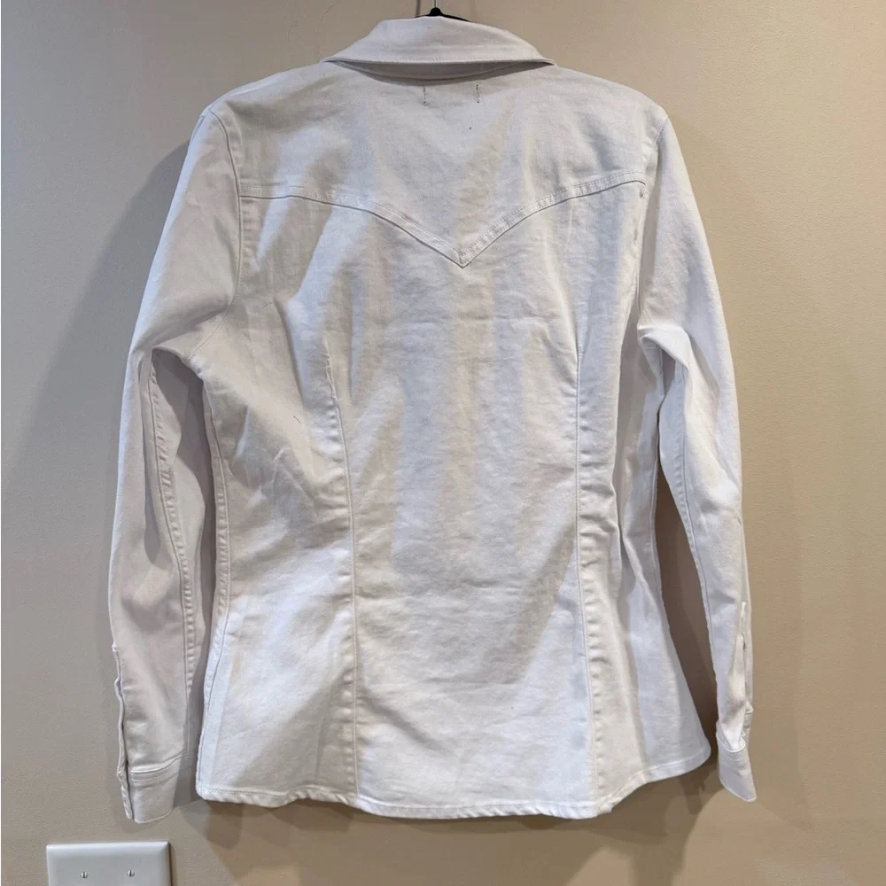 🔥True Religion Women’s White Denim Blouse with Button Details Size L🔥